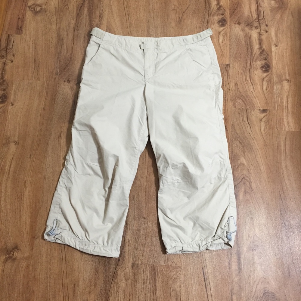 Eddie Bauer Adjustable Leg Khaki Cargo Capri Pants